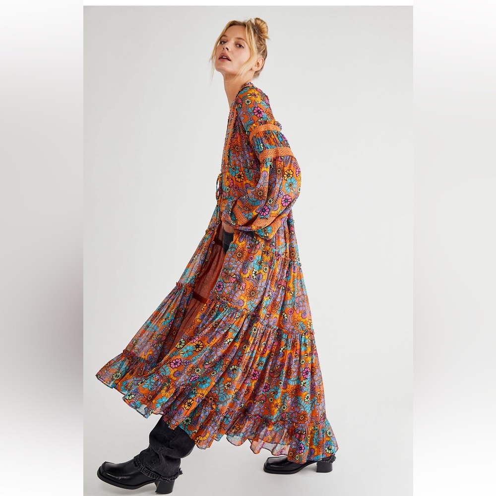 Possibly the best fall flowy free people dress